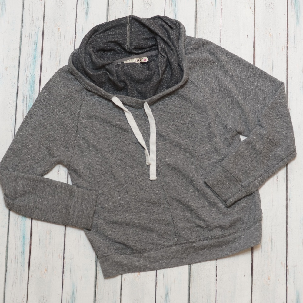 Derek Heart | Pullover